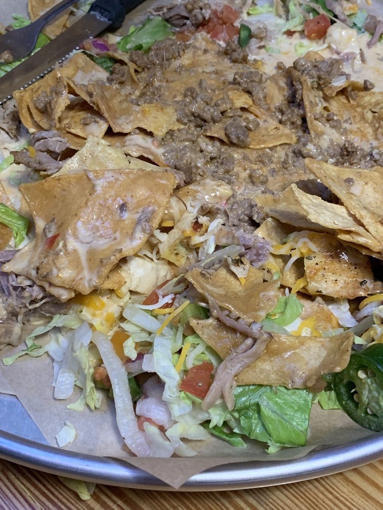 Stout Craft Kitchen & Tap House, Menomonie Roadtrippers