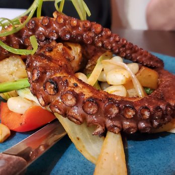 El Tayta Restaurant - Peruvian Near Me - Hallandale, Florida