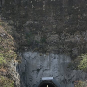 Diamond Head State Monument - Leading up to the mouth of the tunnel - Parks Near Me - Honolulu, Hawaii
