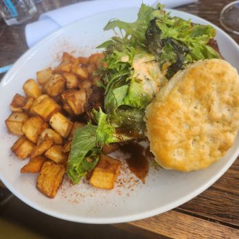 Bar Solita - Chicken sandwich and home fries - Wine Bars Near Me - Richmond, Virginia Bar Solita - Chicken sandwich and home fries - Wine Bars Near Me - Richmond, Virginia