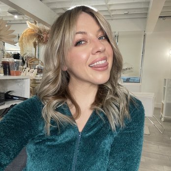 Beauty Boss - Fresh color and style done by Alexa Silviera - Spray Tanning Near Me - Dana Point, California