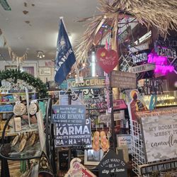 Colors Of Hawaii Gifts And Treasures