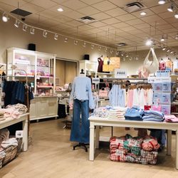 Francesca's - Inside