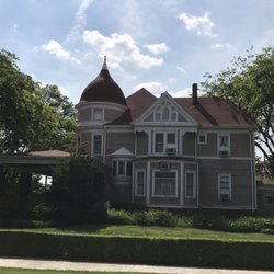 Centralia Historical Society - Beautiful representation of Centralia, Missouri. The actual Historical Society. Established 1974.