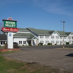 Osceola River Valley Inn & Suites - River Valley Inn & Suites