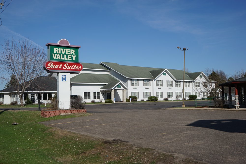 OSCEOLA RIVER VALLEY INN & SUITES 12 Reviews 1030 N Cascade St