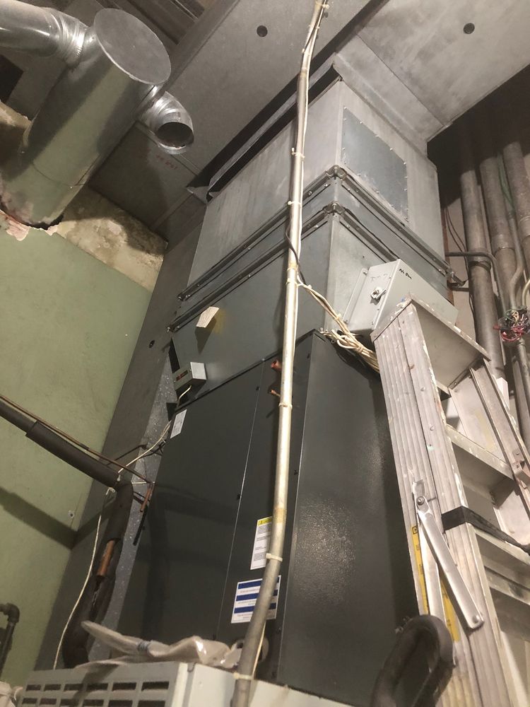 Slide of Scarlet Oak Heating & Cooling