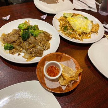 Pad Thai Classic - Thai Near Me - Long Beach, California Pad Thai Classic - Thai Near Me - Long Beach, California