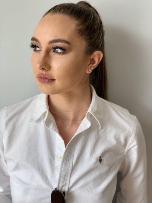 Lipstick And Lowlights By Lindsay Logo