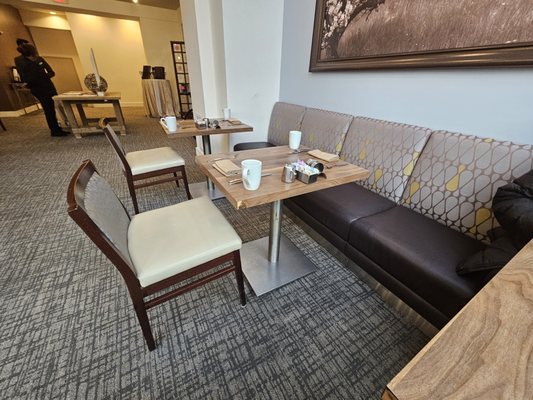 1001 16th St NW by null