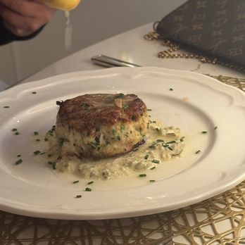 The James - Crab cake - Breakfast & Brunch Near Me - Garden City, New York The James - Crab cake - Breakfast & Brunch Near Me - Garden City, New York
