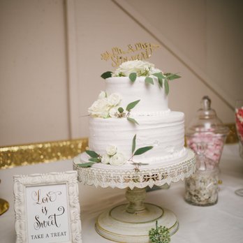 Christine's Cake Creations - Desserts Near Me