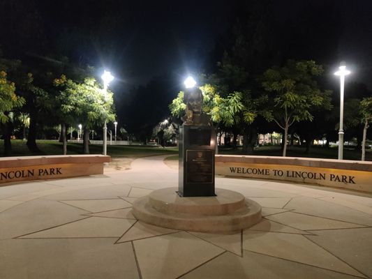 Abraham Lincoln Park by null