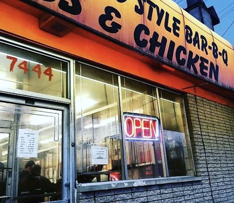 Parks Old Style Bar-B-Q by null