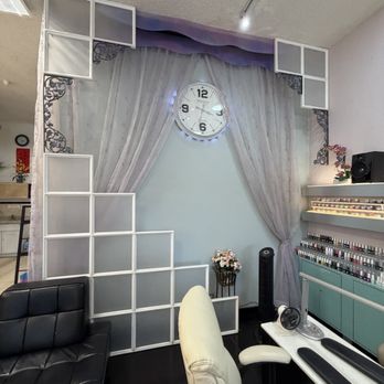Lisa T Nails Spa - Interior shop - Nail Salons Near Me - Temple City, California Lisa T Nails Spa - Interior shop - Nail Salons Near Me - Temple City, California