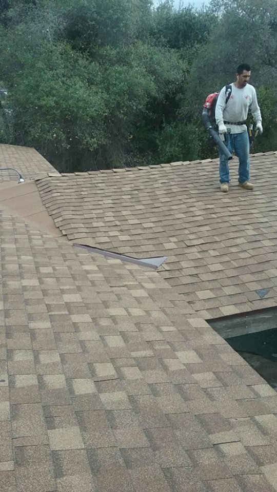 Slide of R & G Roofing