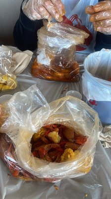 Hot N Juicy Crawfish by null