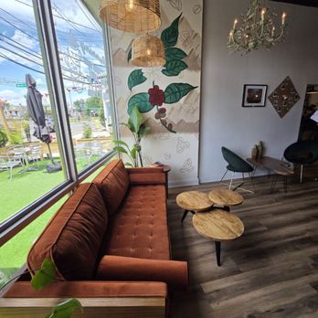 Running Latte Cafe - Cafes Near Me - Bergenfield, New Jersey