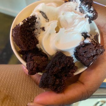 Fryce Cream - Brownie ice cream - Ice Cream & Frozen Yogurt Near Me - Nashville, Tennessee
