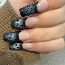 Luxor Nails & Spa - Coffin shape, cheetah print