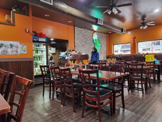 Pho Cali by null