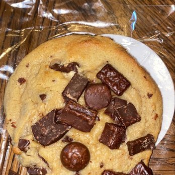 Jersey Mike's Subs - CHOCOLATE CHUNK COOKIE - Fast Food Near Me - Hamburg, New York Jersey Mike's Subs - CHOCOLATE CHUNK COOKIE - Fast Food Near Me - Hamburg, New York