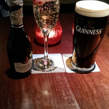 The Crown & Anchor - Pubs Near Me - Manchester, XGM