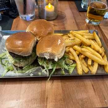 WSKY Bar + Grill - Bars Near Me - Henderson, Nevada