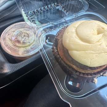 Trio Coffee House - Cinnamon roll/muffin - Coffee & Tea Near Me - Palmdale, California Trio Coffee House - Cinnamon roll/muffin - Coffee & Tea Near Me - Palmdale, California