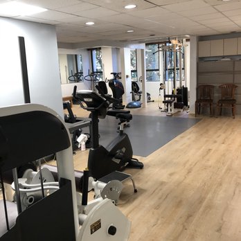 Yoshimoto Physical Therapy - Spacious Gym - Physical Therapy Near Me - Honolulu, Hawaii Yoshimoto Physical Therapy - Spacious Gym - Physical Therapy Near Me - Honolulu, Hawaii