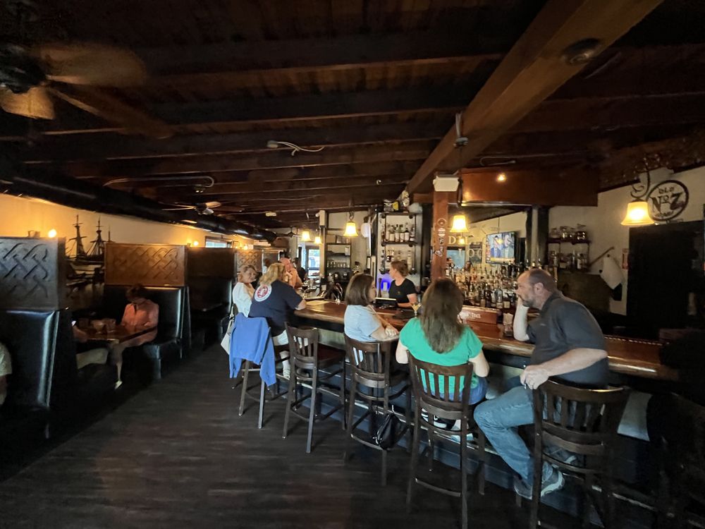 Dillon's Local