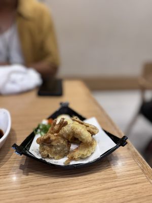Katsumidori Sushi Tokyo by null