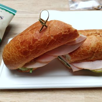 CaféDIA - Turkey, brie and pear - Delis Near Me - Detroit, Michigan CaféDIA - Turkey, brie and pear - Delis Near Me - Detroit, Michigan