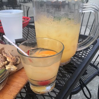 La Lanterna Restaurant & Caffe - White peach sangria - Italian Near Me - Yonkers, New York