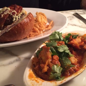 Beau's Grillery - Vindaloo cauliflower - fresh cilantro nice touch. - American Near Me - Bloomfield Hills, Michigan Beau's Grillery - Vindaloo cauliflower - fresh cilantro nice touch. - American Near Me - Bloomfield Hills, Michigan