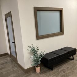 Clinical Massage Therapy - Just another little area where one can sit while you wait