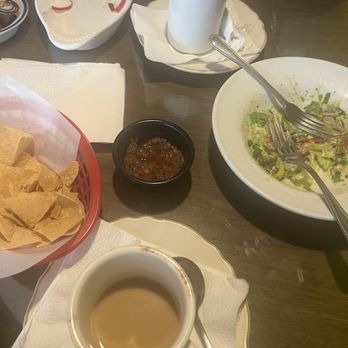 Ramiro's Cocina - Amazing chips and salsa - Mexican Near Me - Riverside, California