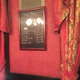 Classic London pub with the basics when it comes to food. Classic London pub with the basics when it comes to food.