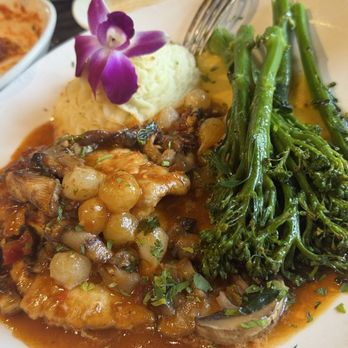 Facci Ristorante - Pollo Marsala - Wine Bars Near Me - Ellicott City, Maryland
