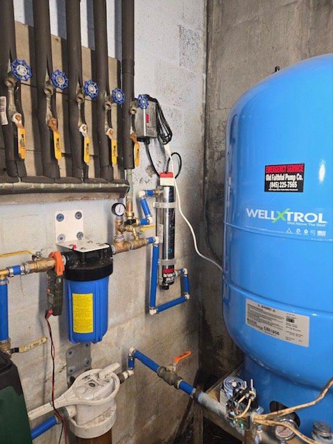 Slide of Old Faithful Pump