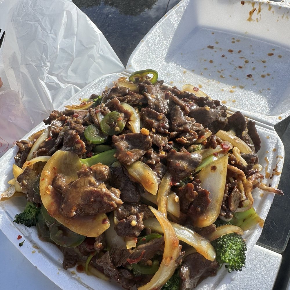 Mark's Kitchen - Beijing beef - American Near Me - Fresno, California Mark's Kitchen - Beijing beef - American Near Me - Fresno, California