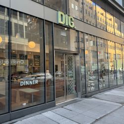 Dig Inn - Storefront
