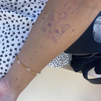 Paw Tattoo - Stencil - Tattoo Near Me - San Mateo, California Paw Tattoo - Stencil - Tattoo Near Me - San Mateo, California