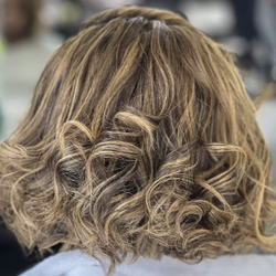 Muller Salon