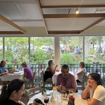Cafe Alfresco - Patio - New American Near Me - Dunedin, Florida