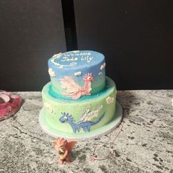 Designed Elegance Pastry Shoppe - Baby dragon shower cake.