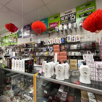 Re Nhat Cali - Mobile Phone Accessories Near Me - Garden Grove, California