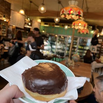 Le Petit Dep - Boston Creme @LePetitDep (Montreal) - Coffee & Tea Near Me - Montreal, Quebec Le Petit Dep - Boston Creme @LePetitDep (Montreal) - Coffee & Tea Near Me - Montreal, Quebec