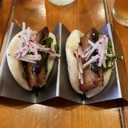 Boru Noodle Bar - Pork buns