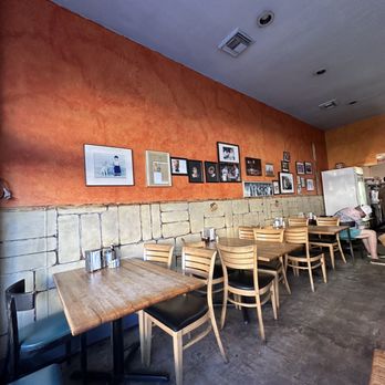 Frank's Restaurant - Interior - Mexican Near Me - Los Angeles, California Frank's Restaurant - Interior - Mexican Near Me - Los Angeles, California